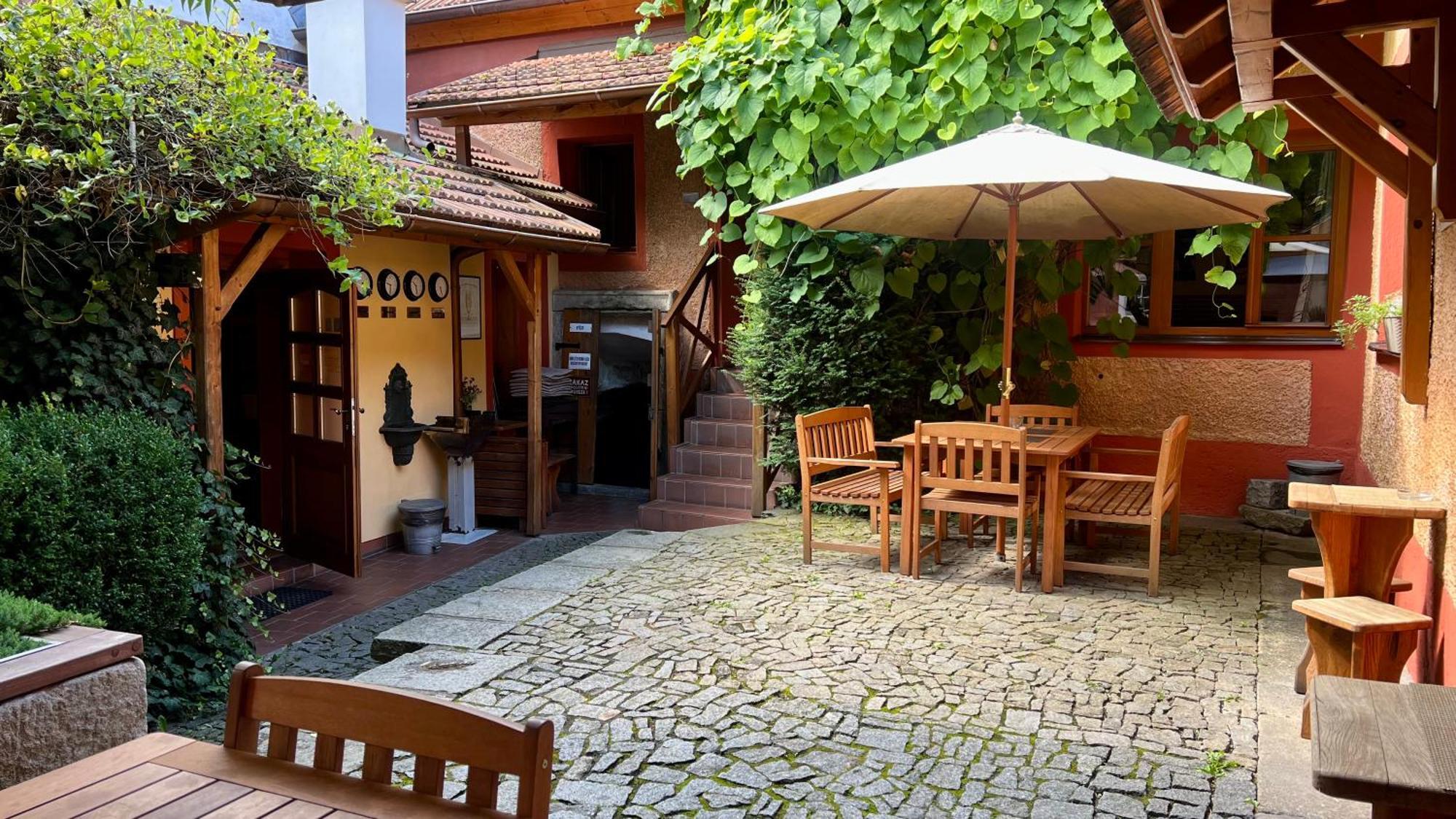 Hostel Postel Český Krumlov Eksteriør billede